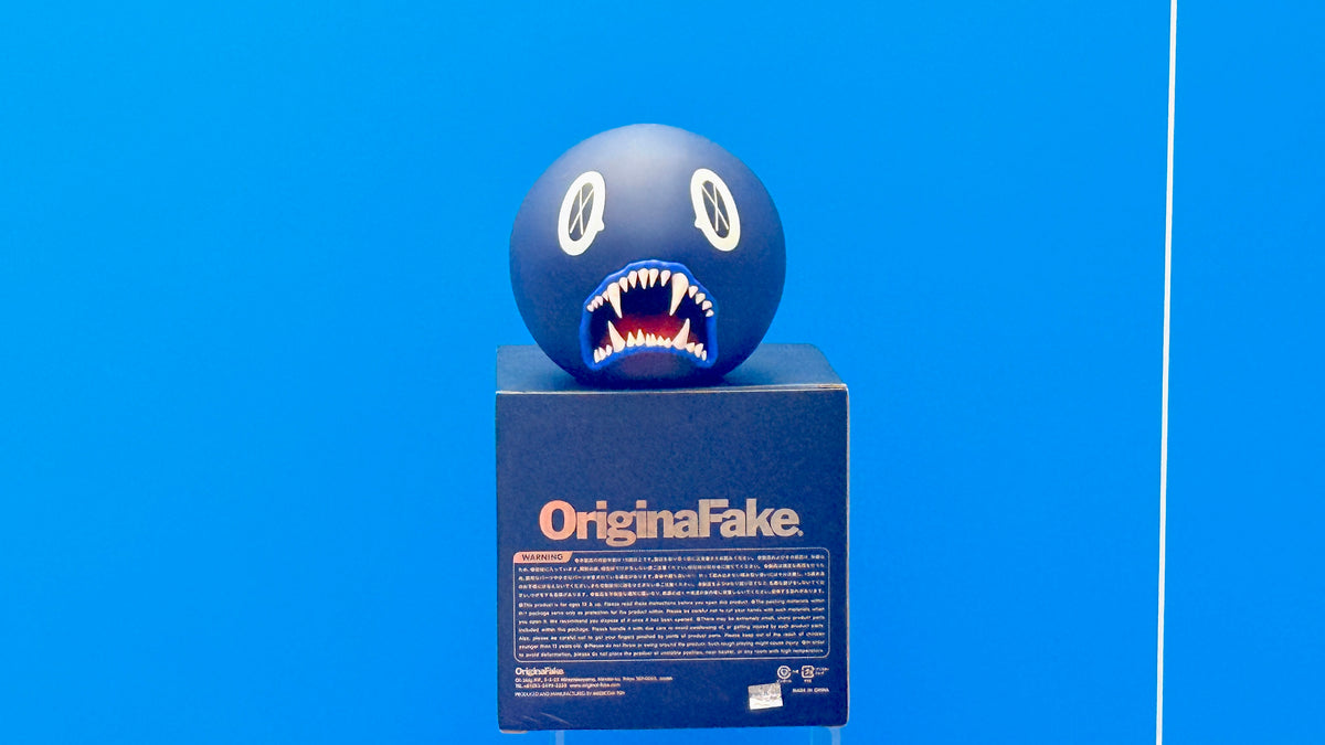 KAWS - Cat Teeth Navy, 2007