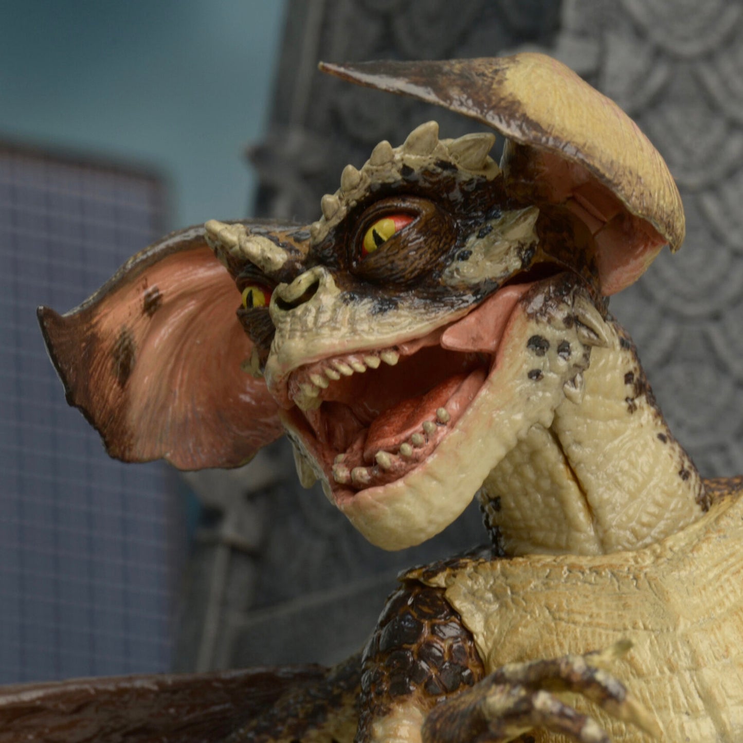 NECA: Gremlins 2 - The New Batch Deluxe Bat Gremlin 7" Tall Action Figure