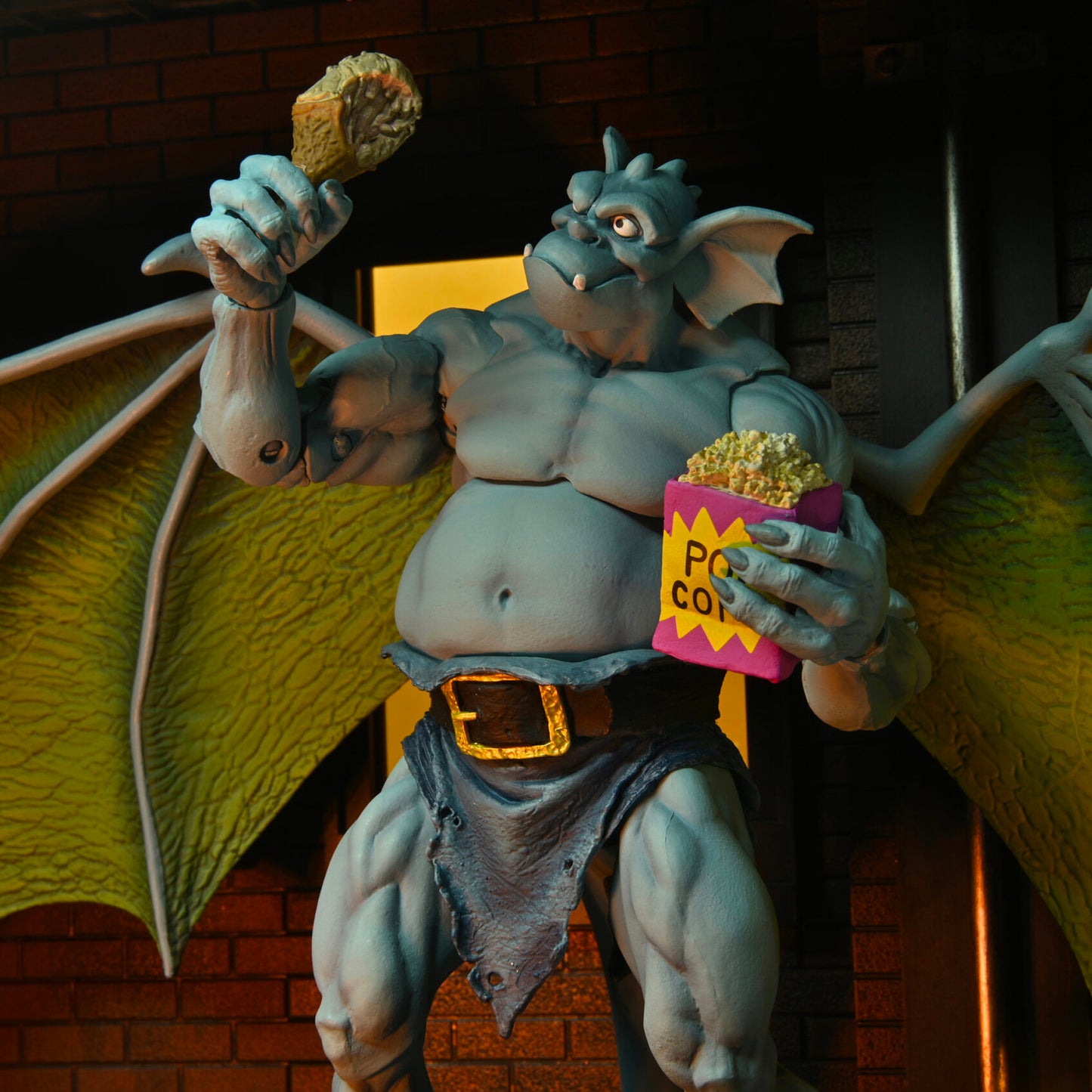 NECA: Gargoyles - Ultimate Broadway 7″ Tall Action Figure