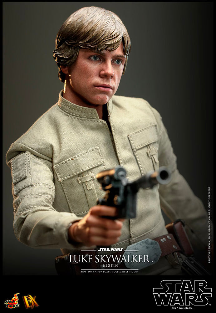 Hot Toys: Star Wars - Luke Skywalker Sixth Scale Figure