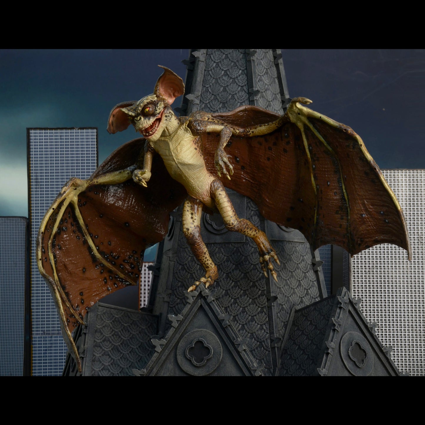 NECA: Gremlins 2 - The New Batch Deluxe Bat Gremlin 7" Tall Action Figure