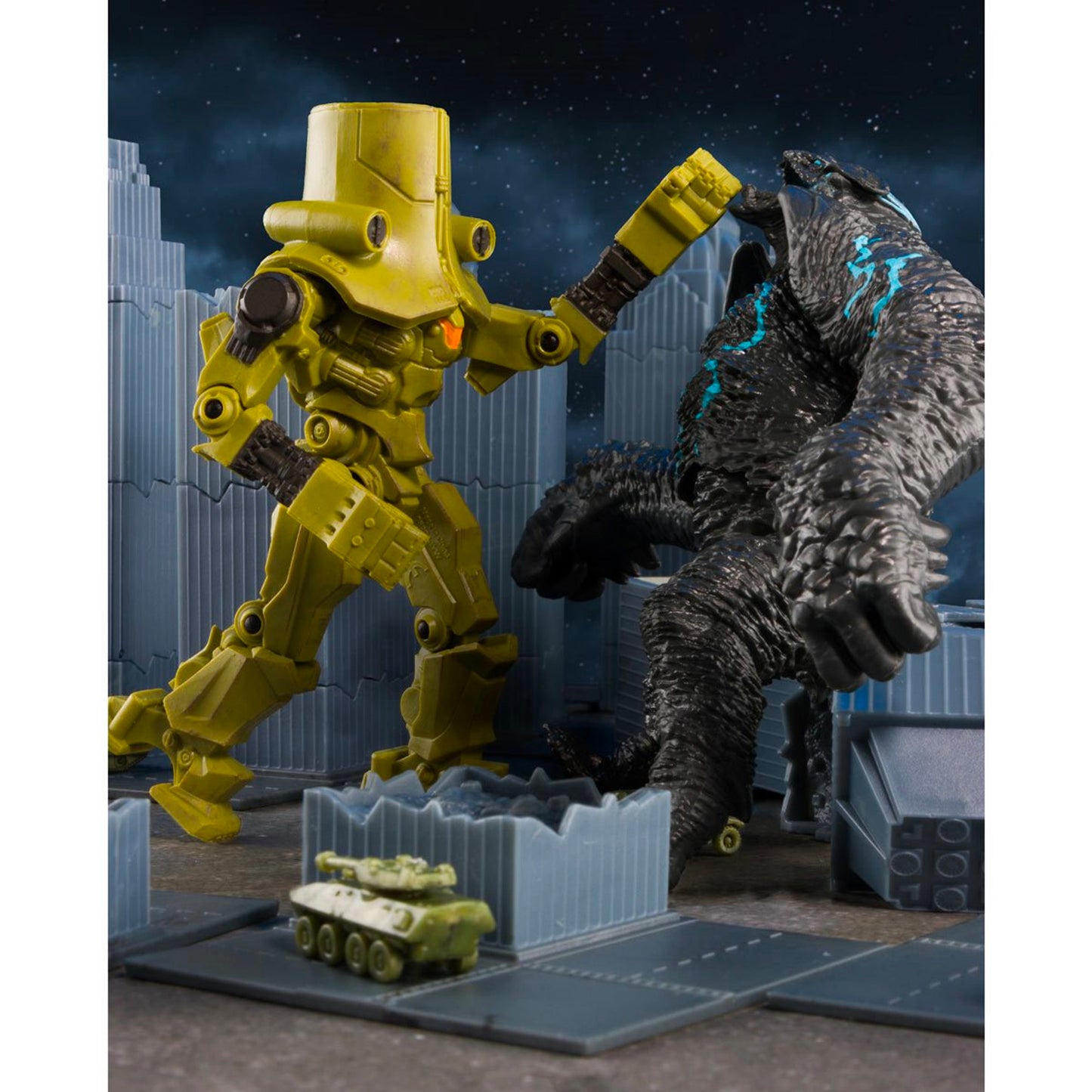 McFarlane Toys: Pacific Rim - Jaeger Wave 1 Cherno Alpha 4" Tall Action Figure with Comic Book