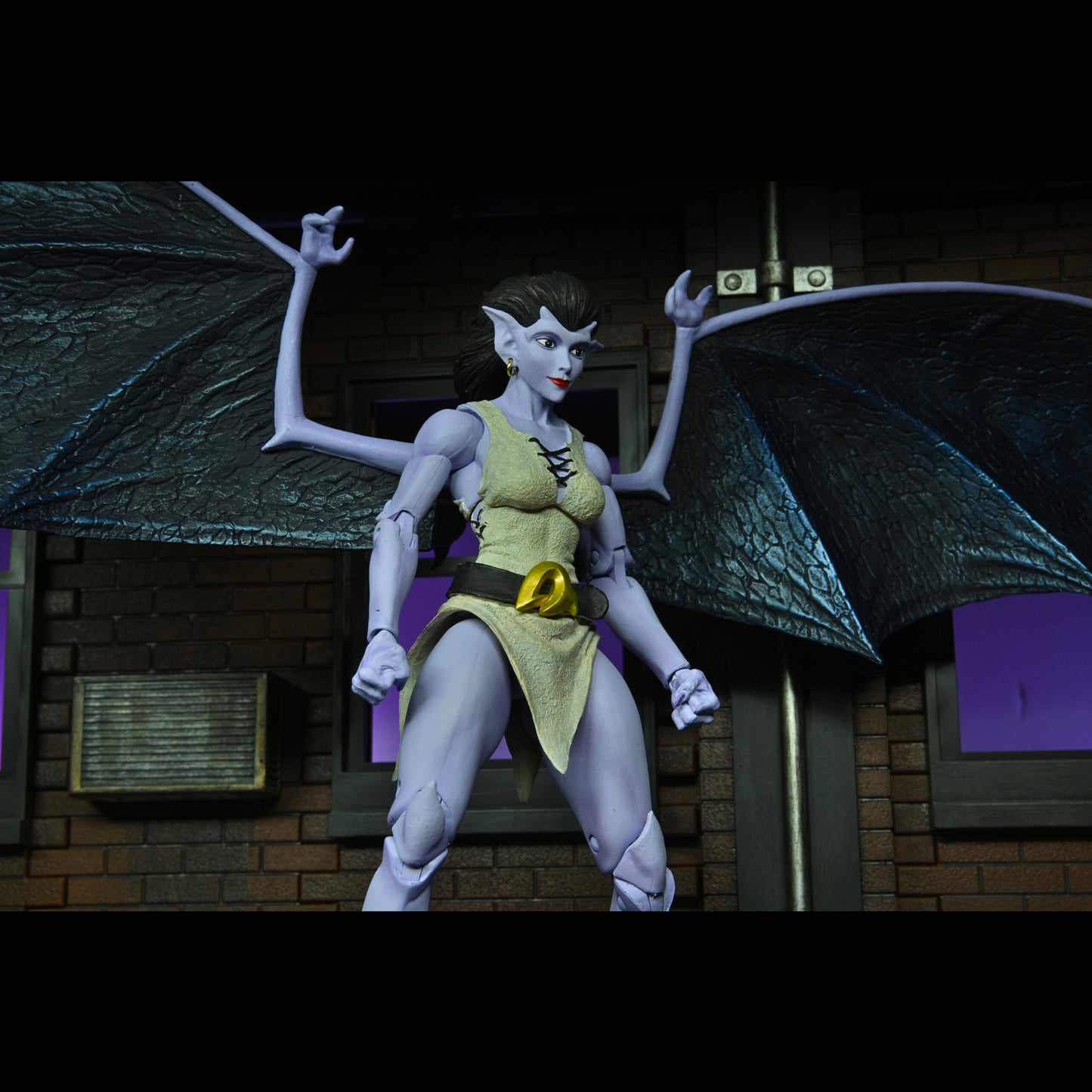 NECA: Gargoyles - Ultimate Angela 7″ Tall Action Figure