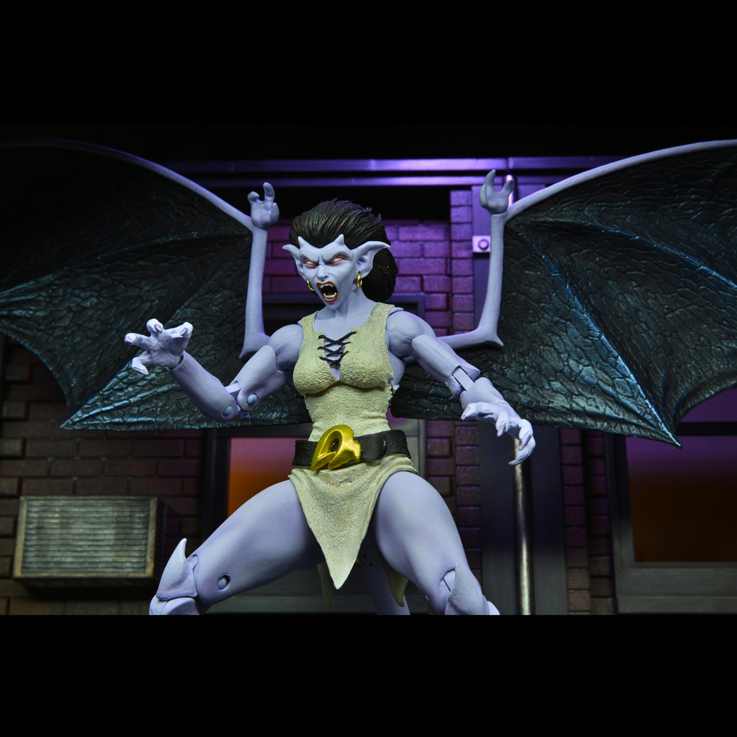 NECA: Gargoyles - Ultimate Angela 7″ Tall Action Figure