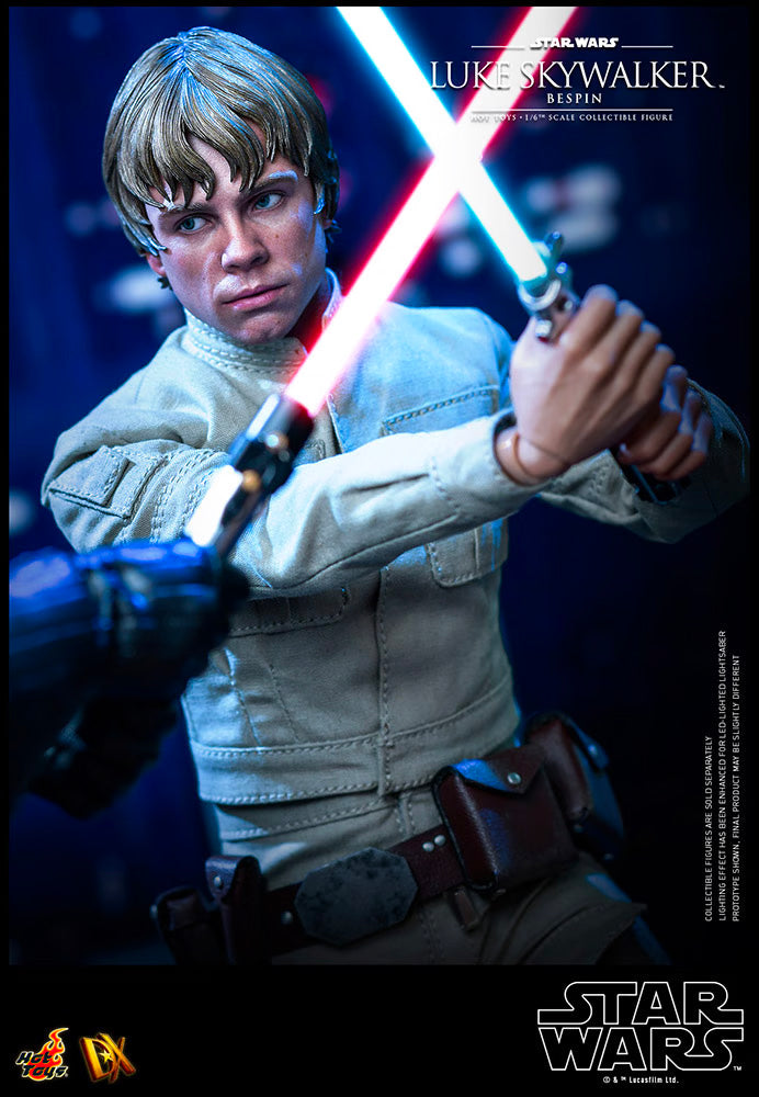 Hot Toys: Star Wars - Luke Skywalker Sixth Scale Figure