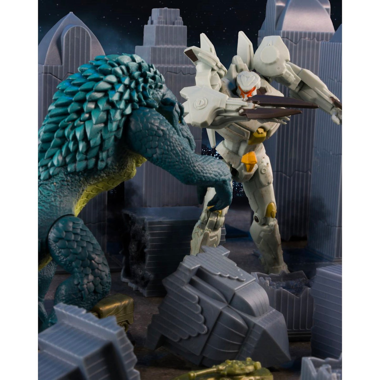 McFarlane Toys: Pacific Rim - Jaeger Wave 1 Striker Eureka 4" Tall Action Figure with Comic Book