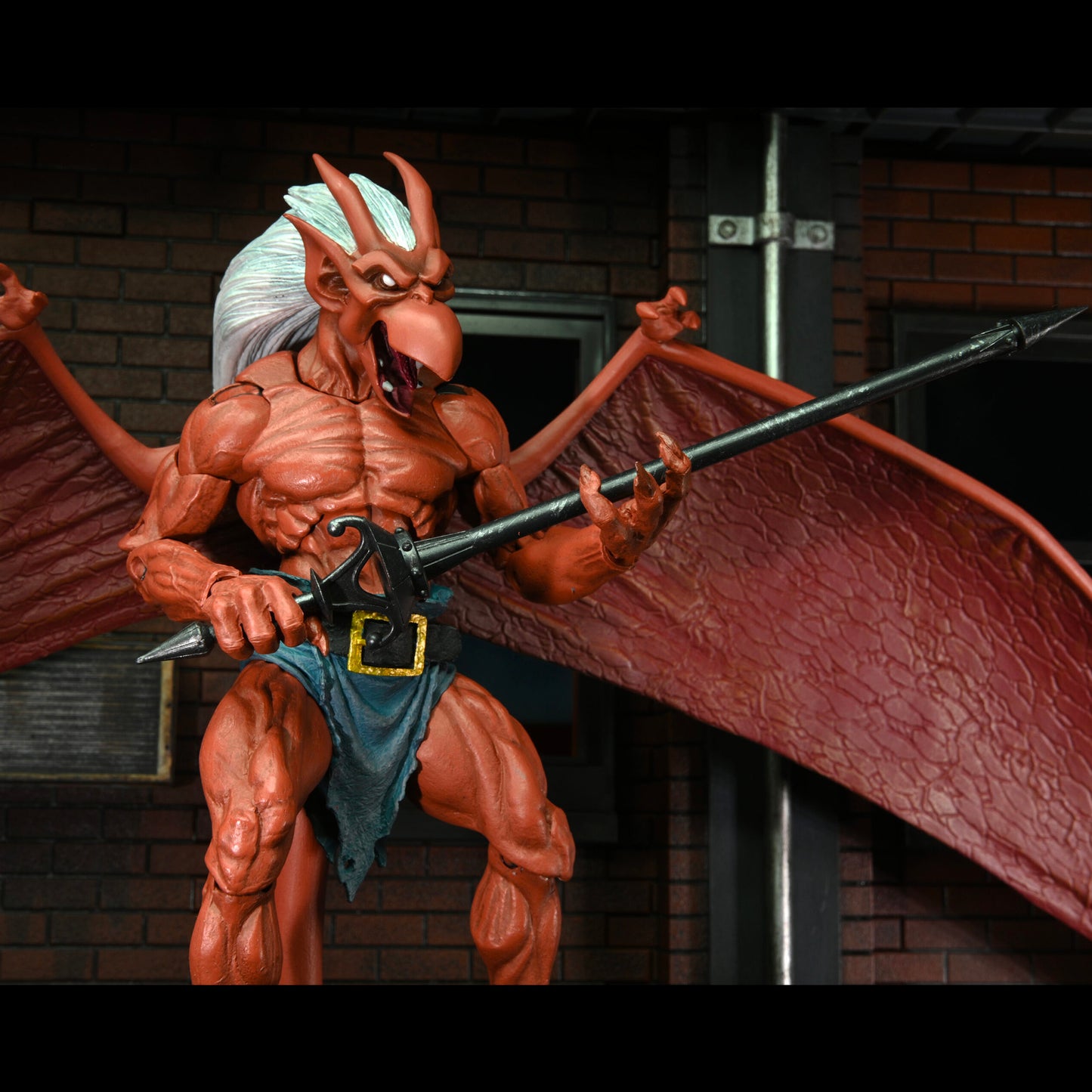 NECA: Gargoyles - Ultimate Brooklyn 7″ Tall Action Figure