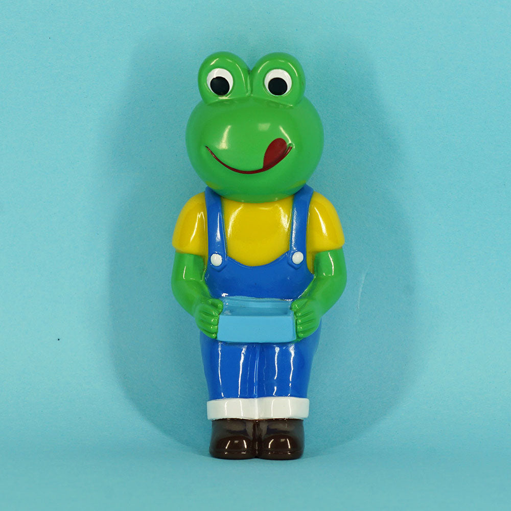 Pointless Island: Worker Frog Lunch Time 4.72" Tall Sofubi Figure