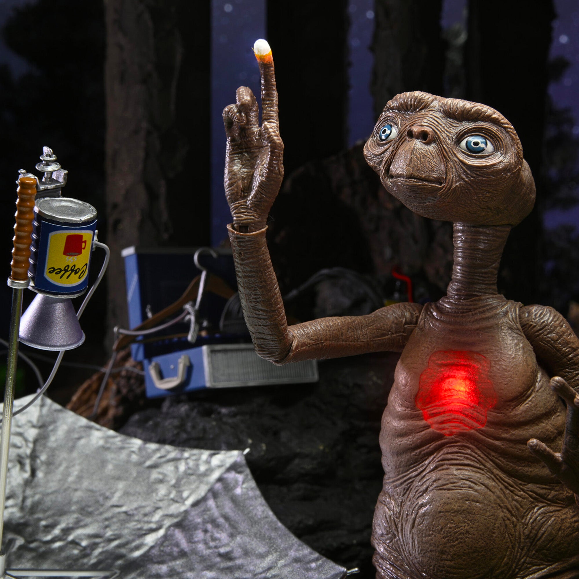 Neca Figura Articulada Deluxe Ultimate E.T. Light-Up Chest 7 Pulg E.T. –  Limited Edition
