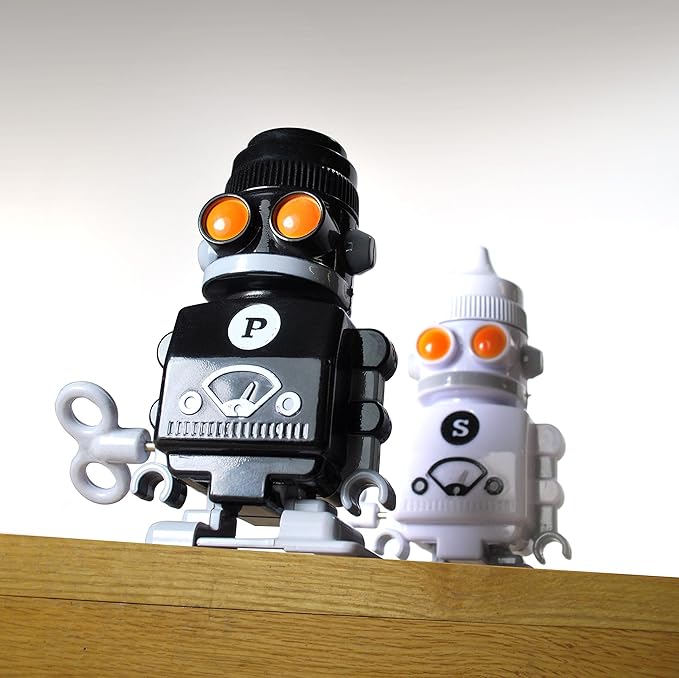 Suck UK Robots Salt & Pepper 'Bots Wind Up