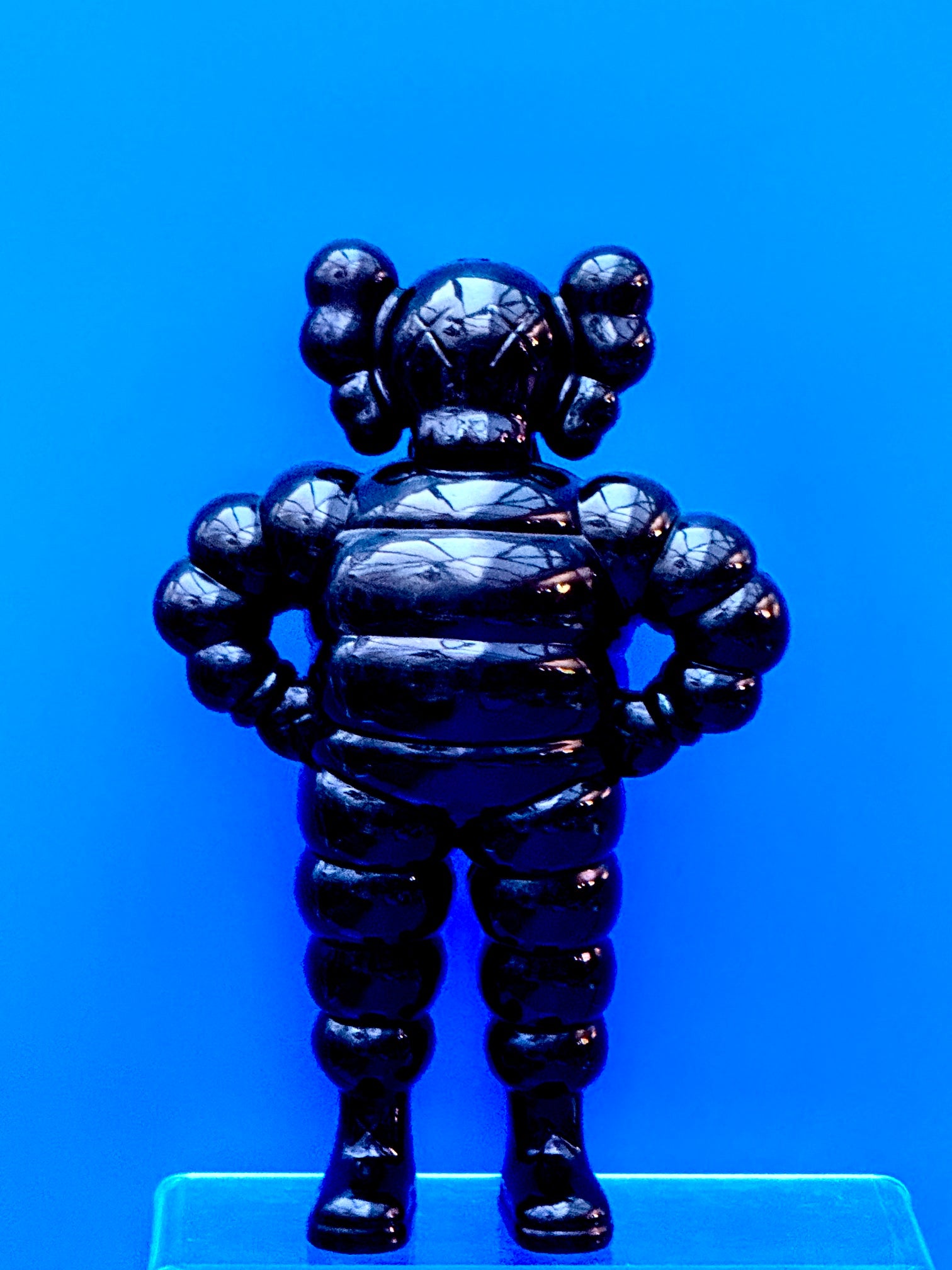 KAWS - Chum Black, 2002 Signed by KAWS – TOY TOKYO