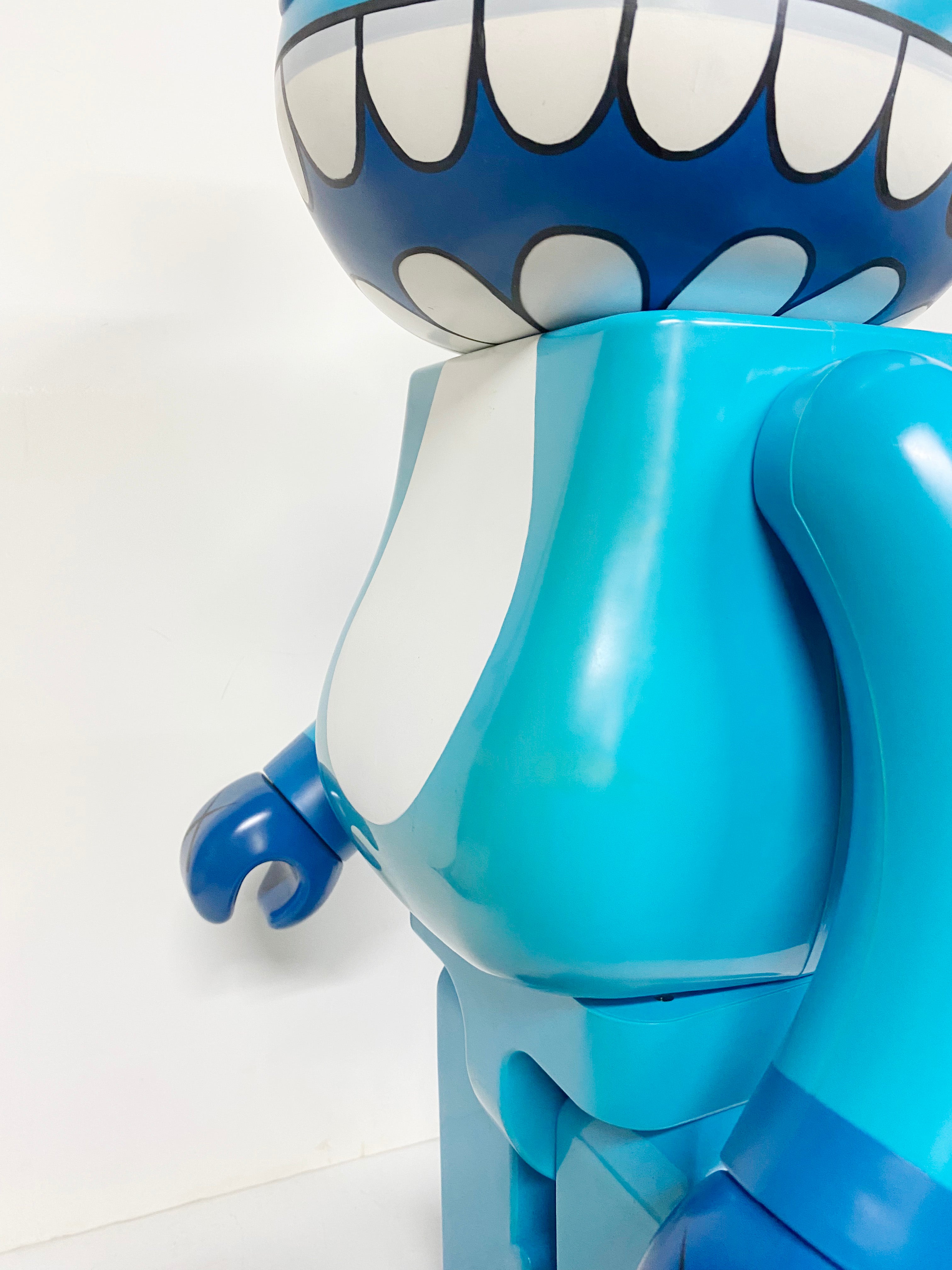 本物安心価格　kaws be＠rbrick 1000 % KAWS - BE@RBRICK Chomper 1000% – TOY TOKYO