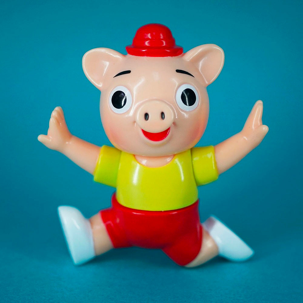 Pointless Island x Awesome Toy - Little Pig Green Shirt PE Class Edition Sofubi Figure
