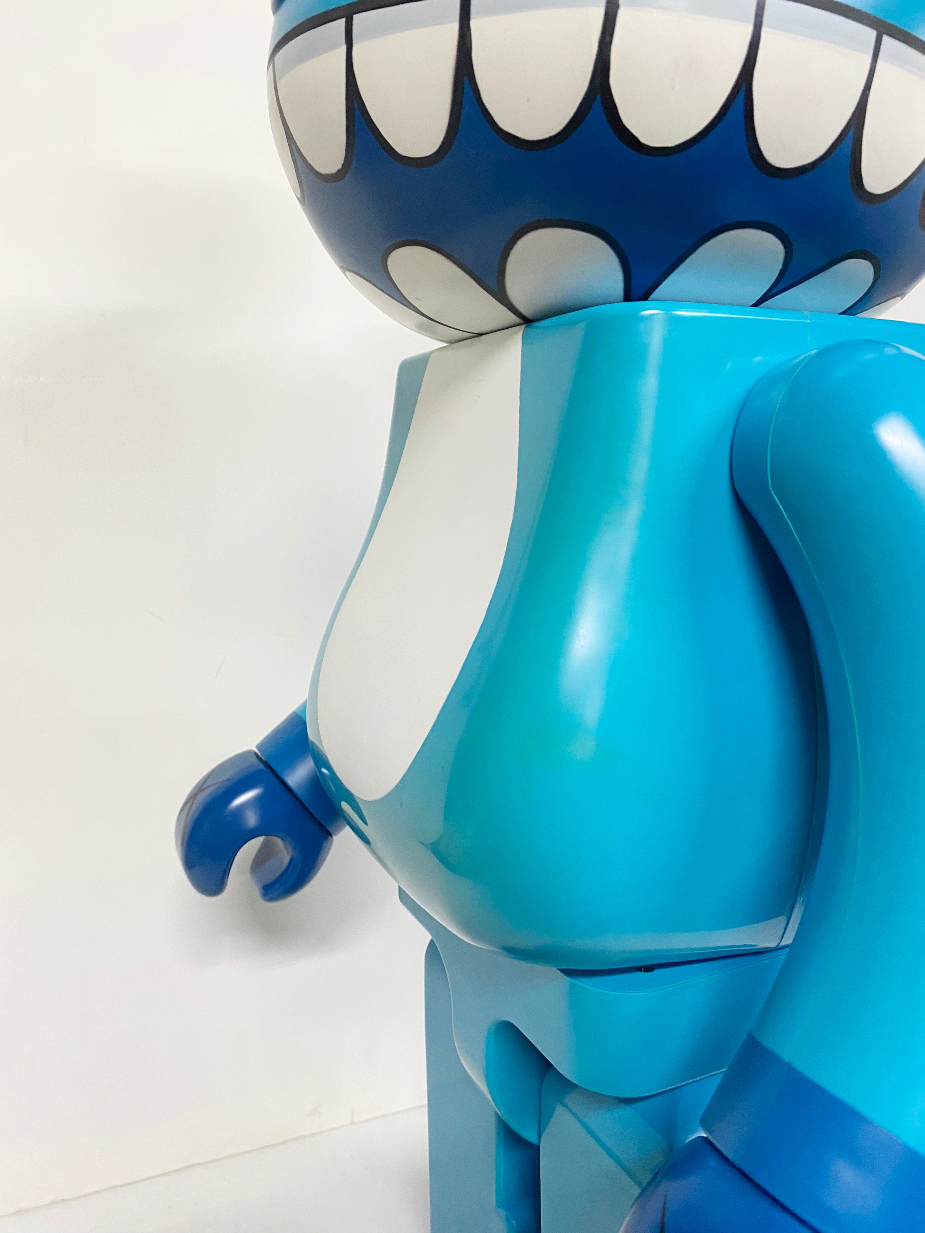 KAWS - BE@RBRICK Chomper 1000% – TOY TOKYO