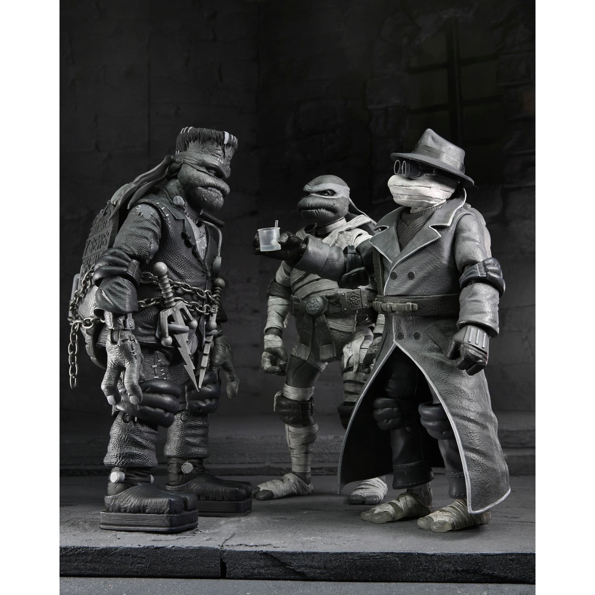ナウガモンスター1st Sサイズ NECA: Universal Monsters x Teenage Mutant Ninja Turtles – Black