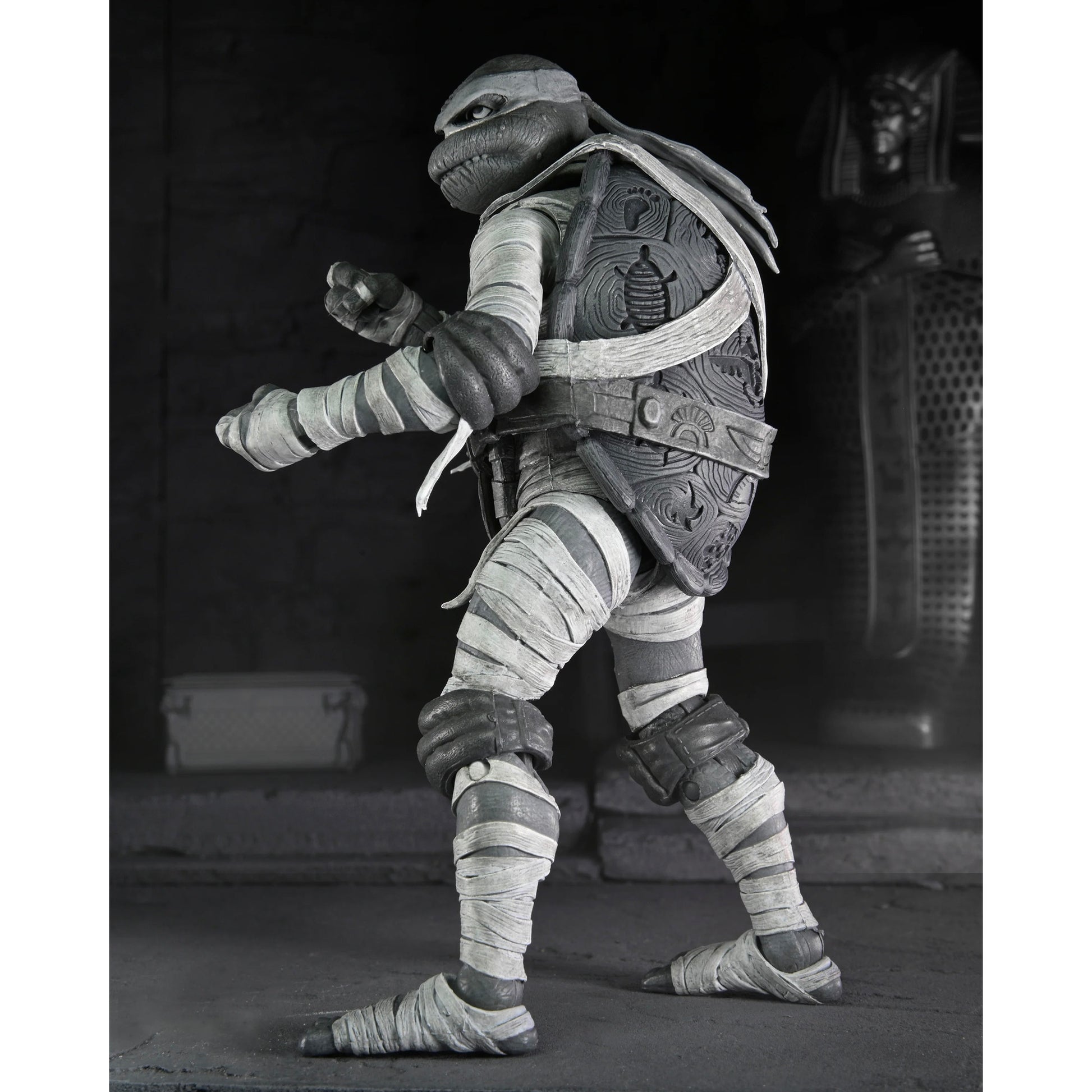 neca universal monsters black and white Universal Monsters x Teenage Mutant Ninja Turtles Black & White Action Figure 4-Pack