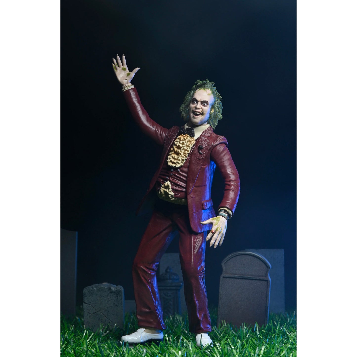 NECA: Beetlejuice (1988) - Beetlejuice in Red Tux 7" Scale Action Figure