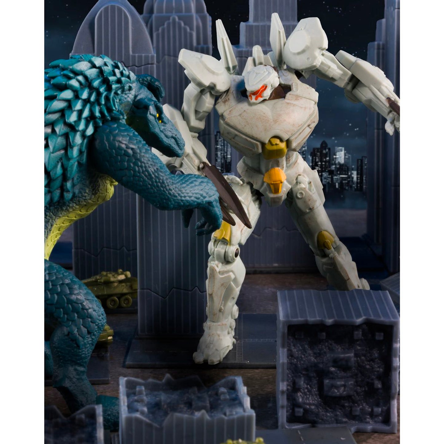 McFarlane Toys: Pacific Rim - Jaeger Wave 1 Striker Eureka 4" Tall Action Figure with Comic Book