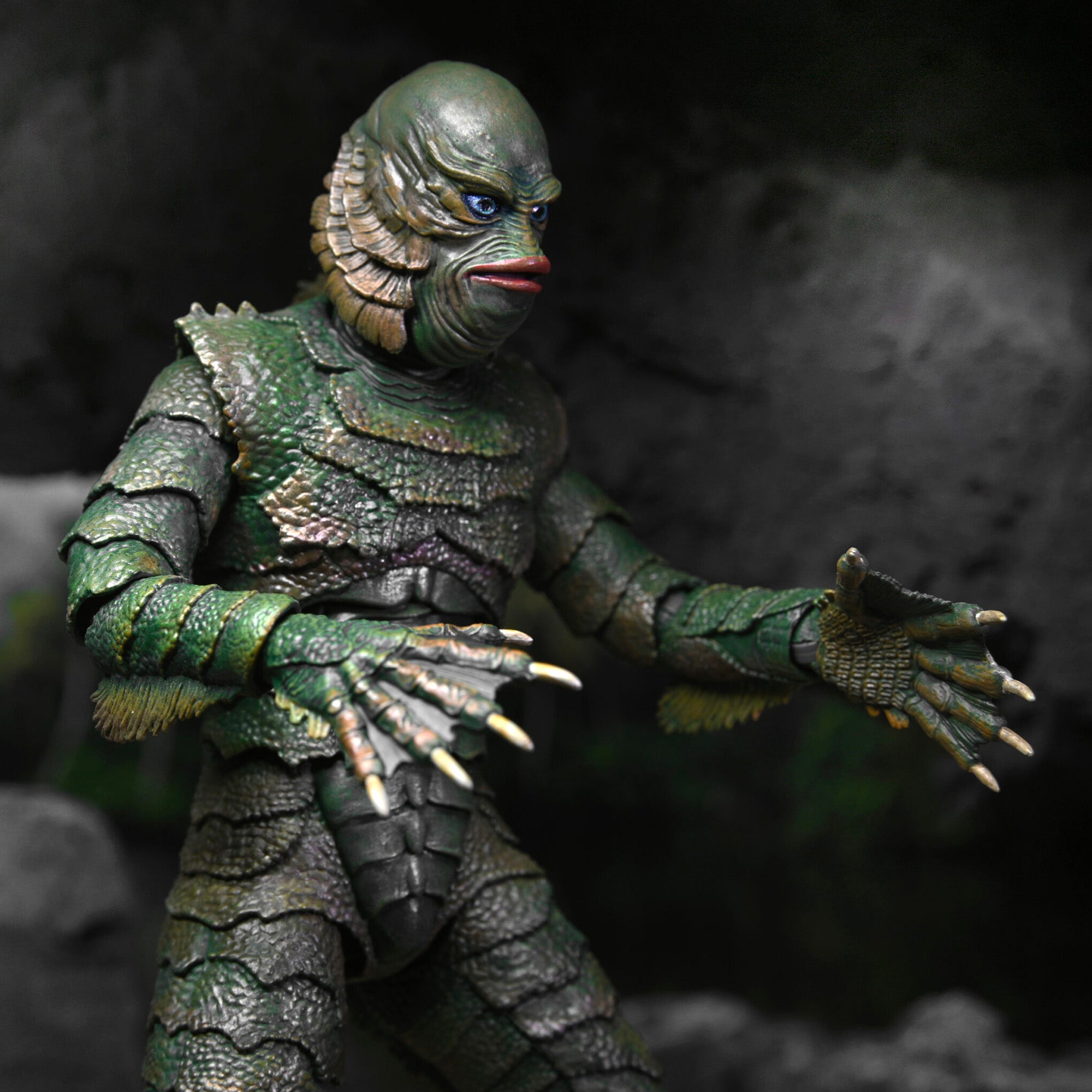 NECA: Universal Monsters - Ultimate Creature from the Black Lagoon (Color)  7