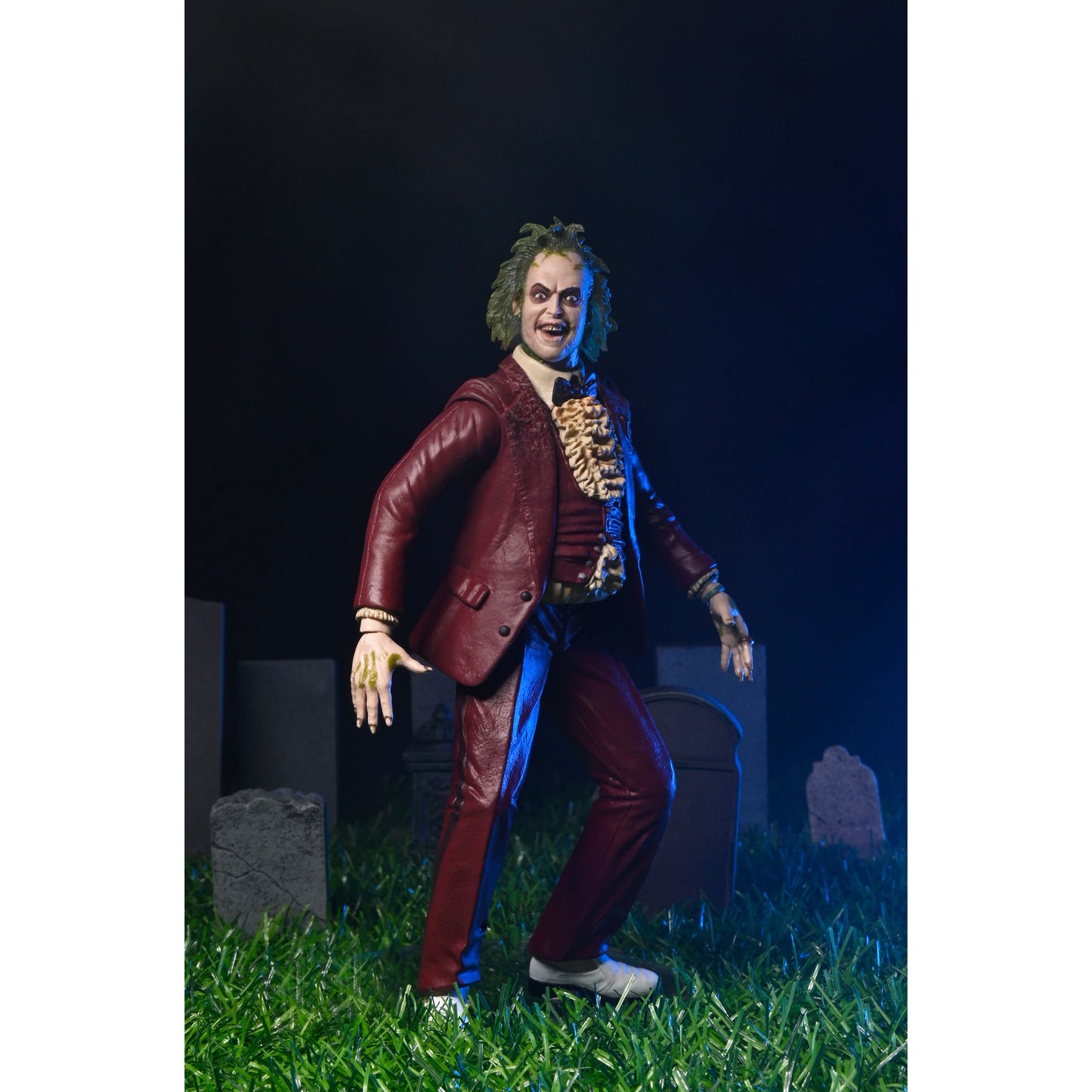NECA: Beetlejuice (1988) - Beetlejuice in Red Tux 7" Scale Action Figure