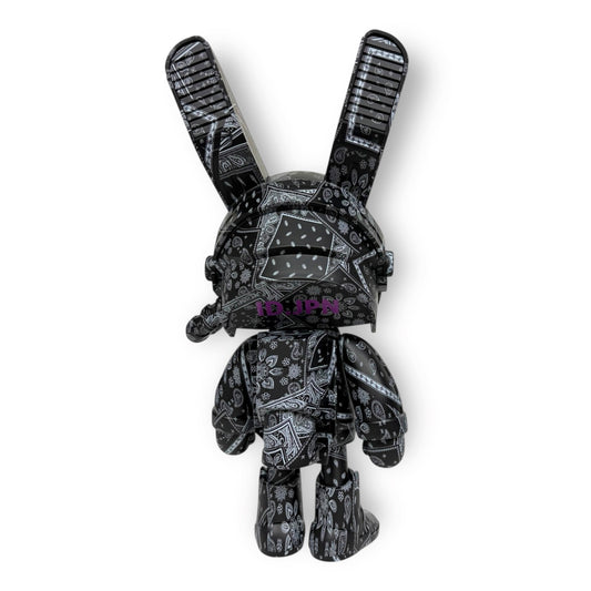 ROBBi Black Paisley 400%