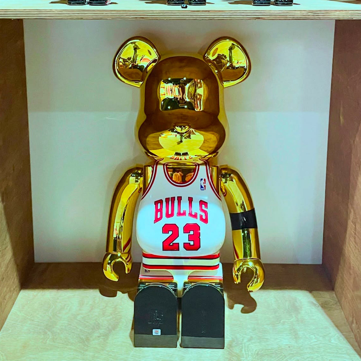 MEDICOM TOY: BE@RBRICK - Michael Jordan 1991 WORLD CHAMPION 1000%