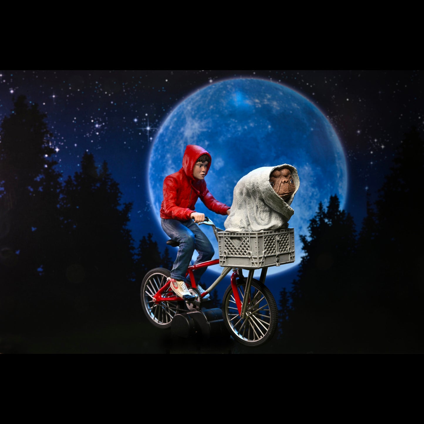NECA: E.T. - Elliot & E.T. on Bicycle 7" Tall Action Figure