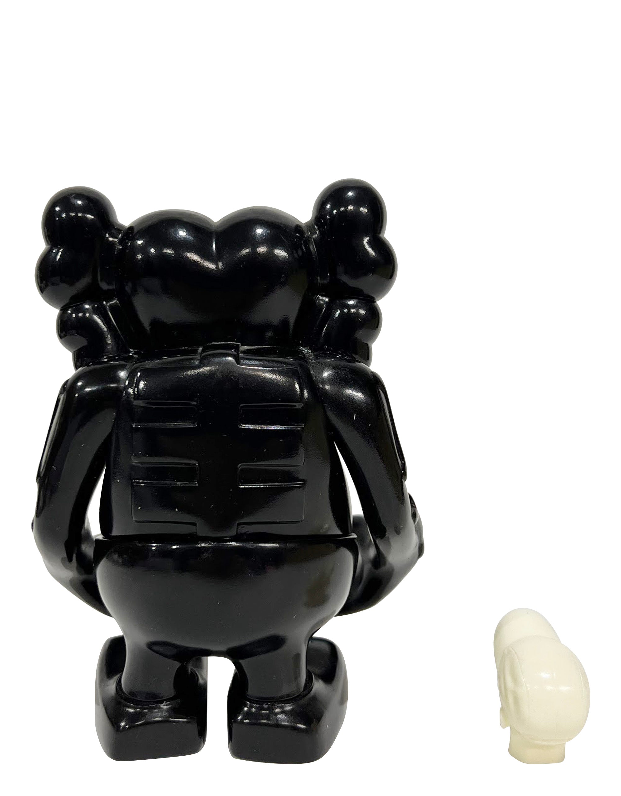 KAWS x Bounty Hunter - Skull Kun Black, 2006