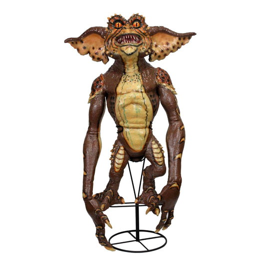 NECA: Gremlins 2 - Gremlin Brown Brown Stunt Puppet Prop Replica 30" Tall Figure