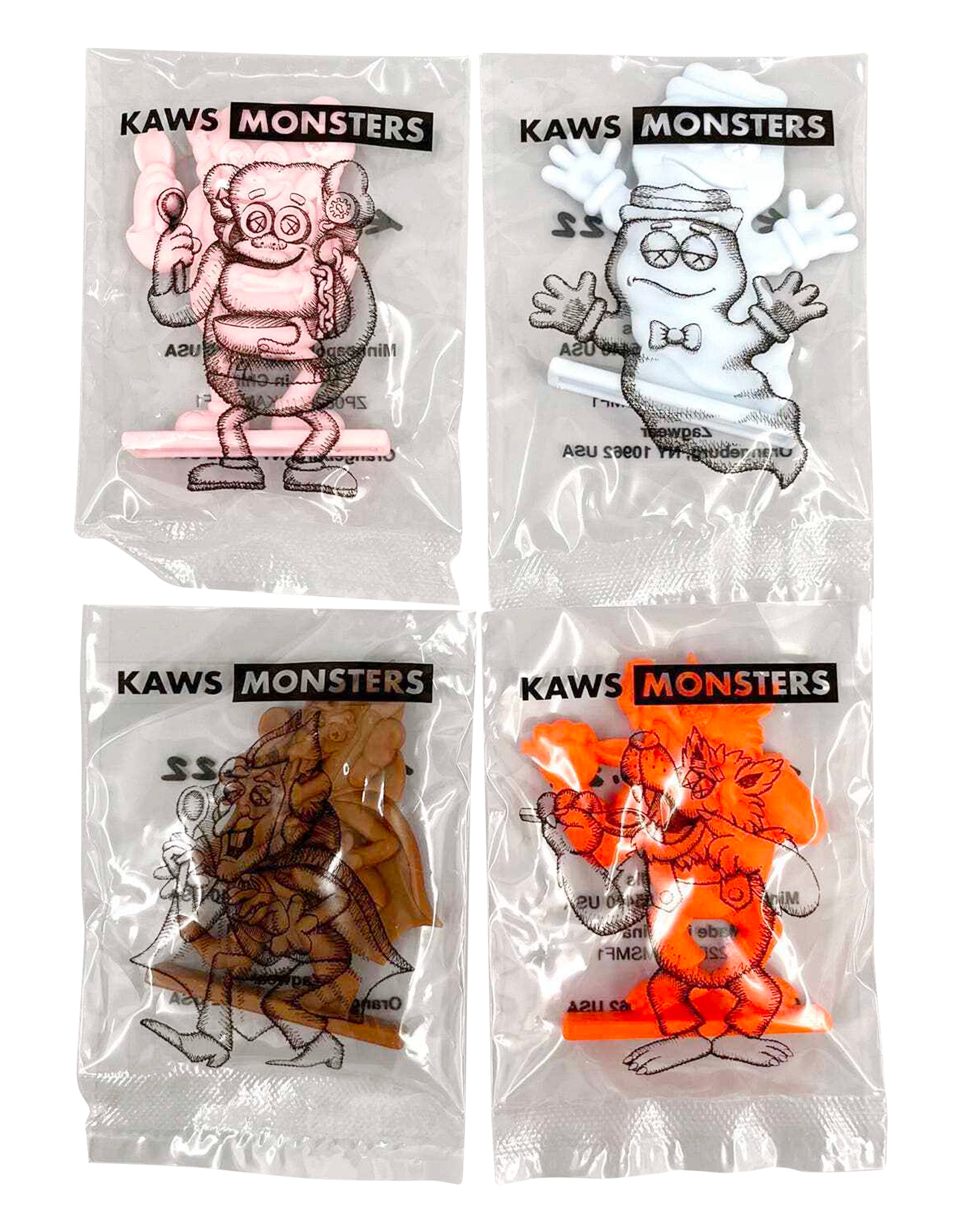 9,310円Kaws monsters ポスター 4種セット
