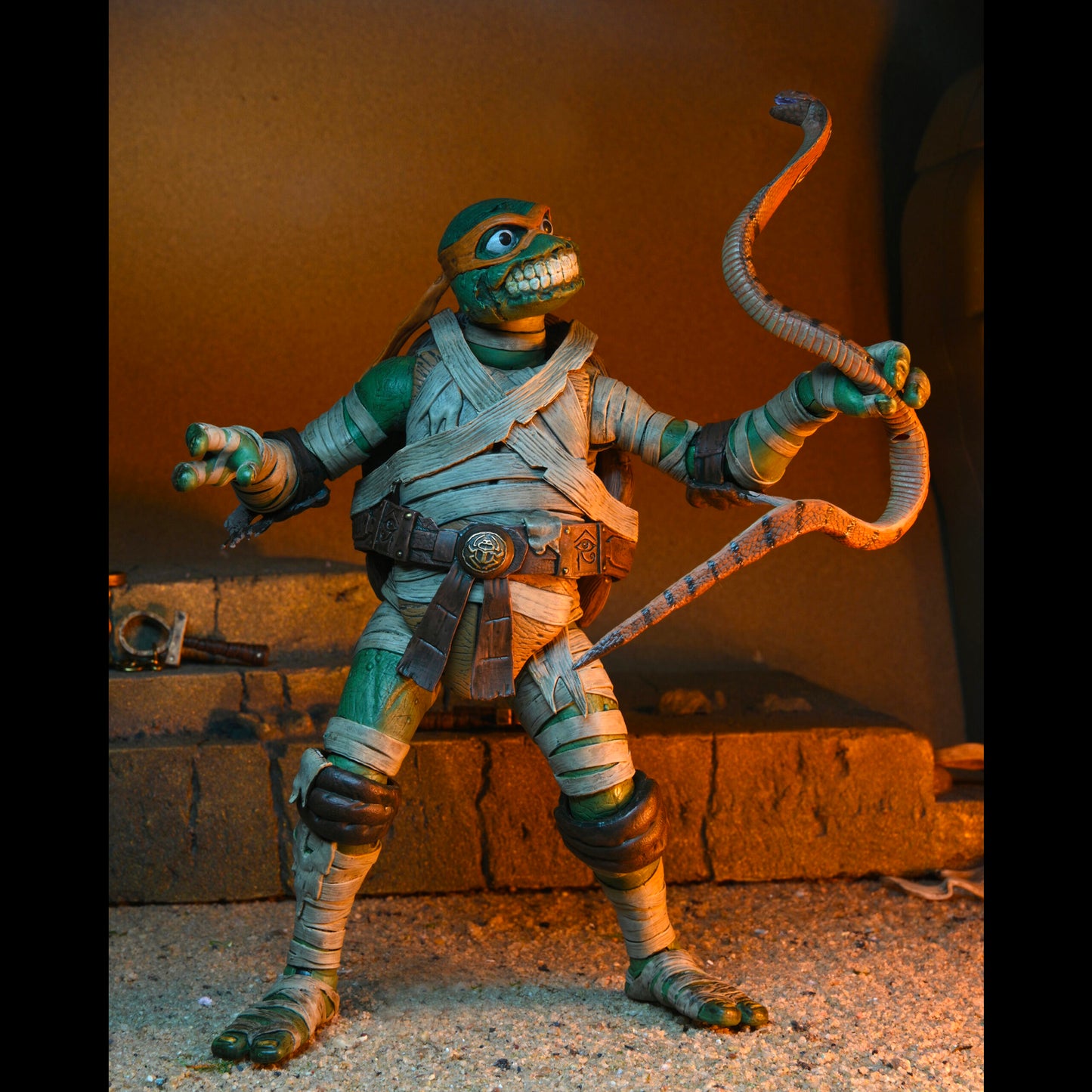 NECA: Universal Monsters - Ultimate Michelangelo as The Mummy 7" Tall Action Figure