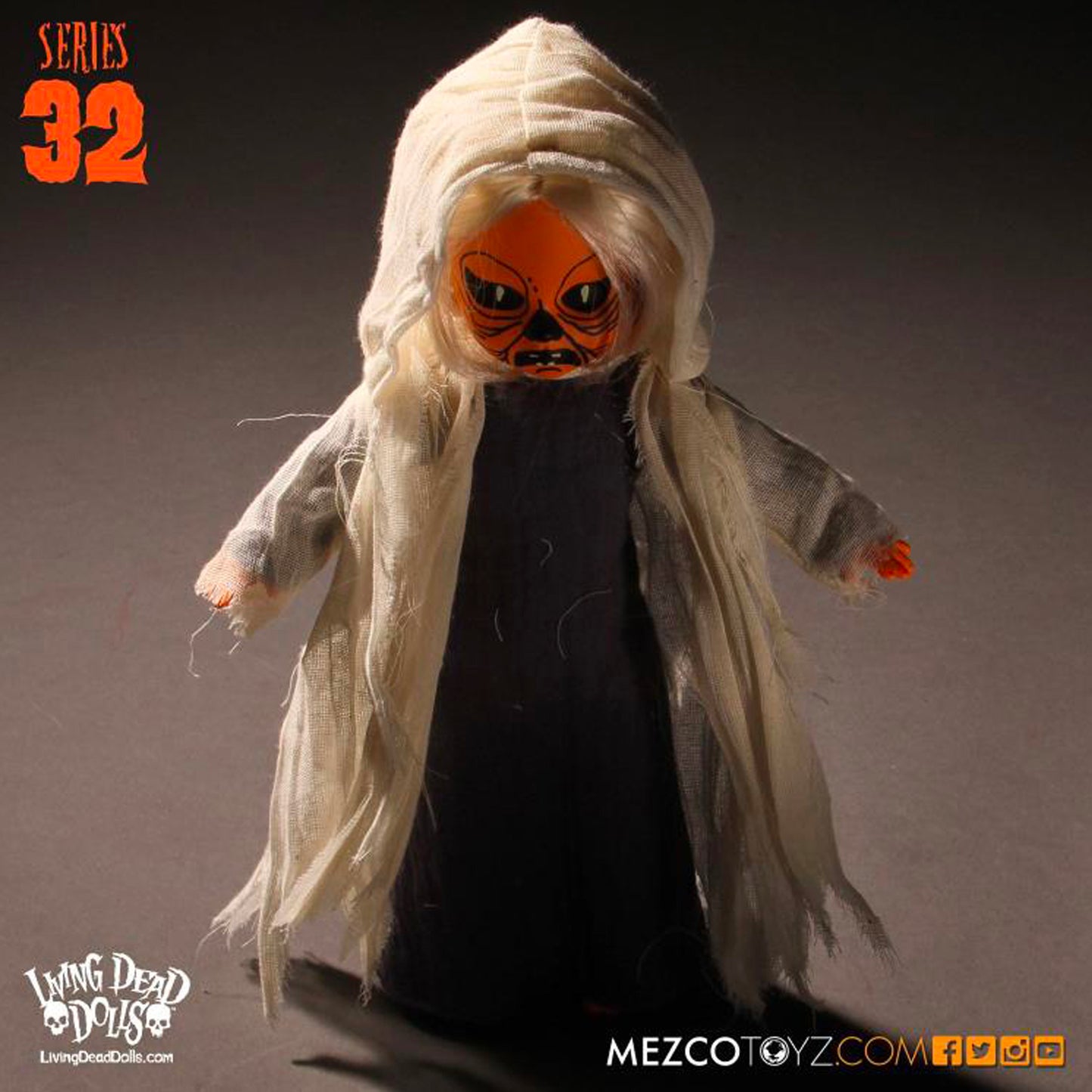 MEZCO TOYZ: LDD Presents - Series 32 - Ye Ole Wraith 10" Tall Figure