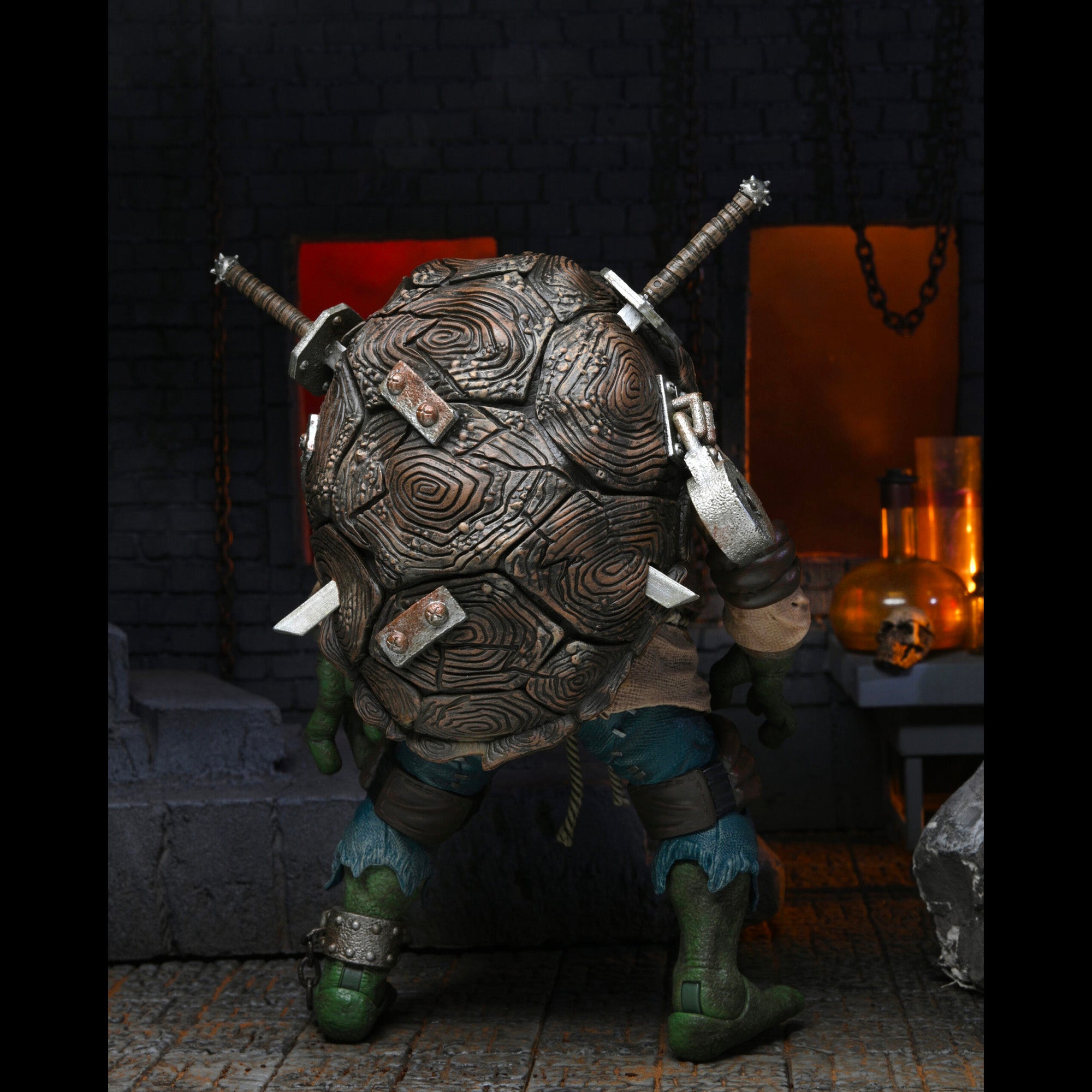 NECA: Universal Monsters x TMNT - Ultimate Leonardo as The