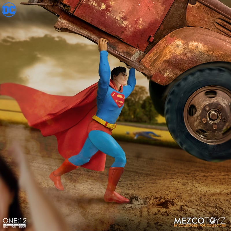 MEZCO TOYZ: One:12 Collective - Superman - Man of Steel Edition